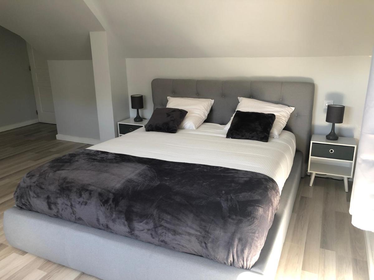 Bed and Breakfast Le Nid Du Franc Avranches Exterior foto